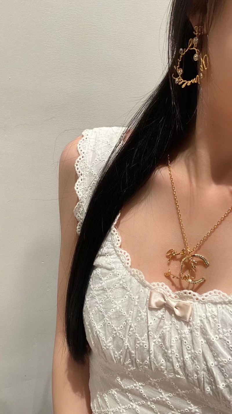 Ch**el earrings